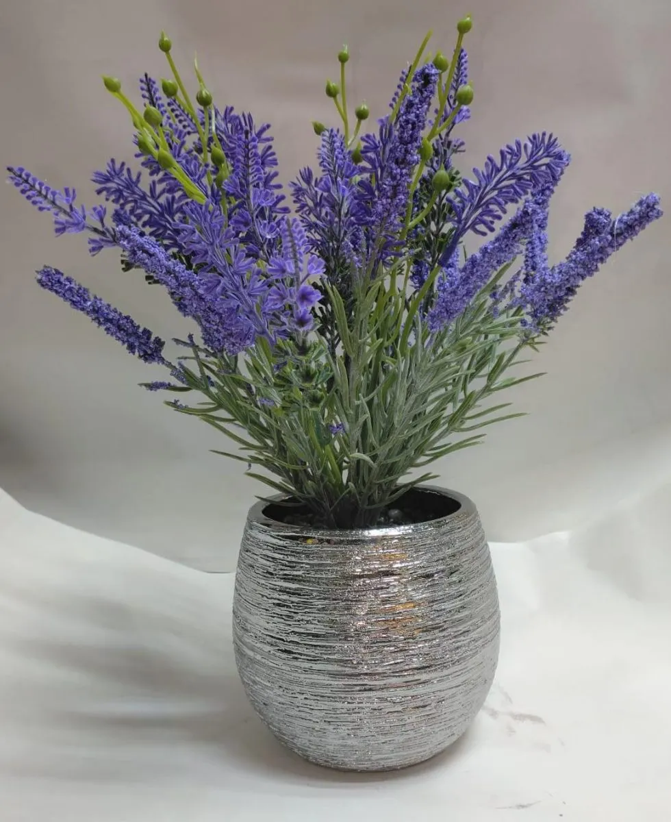 ARREGLO DE FOLLAJE  LAVANDA MIDE APROX .30 CM